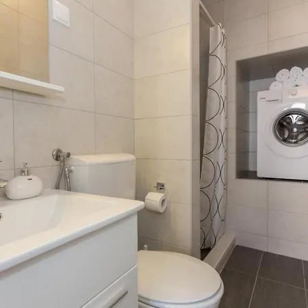 Apartamento Oleander Sea View - One Bedroom With Terrace And Sea Vie... *